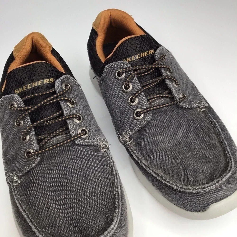 Skechers Relaxed Fit Elent-Mosen Boat Shoe.